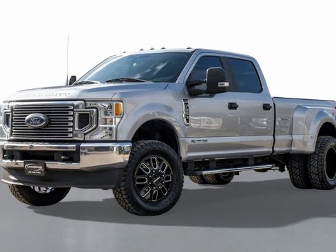 Used 2022 Ford F350 XL w/ STX Appearance Package image 5