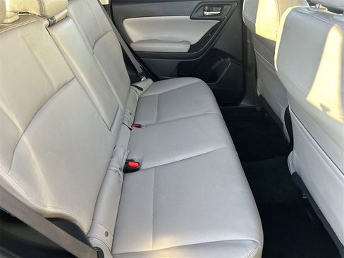 Used 2014 Subaru Forester 2.5i Limited w/ Popular Package #2 image 10
