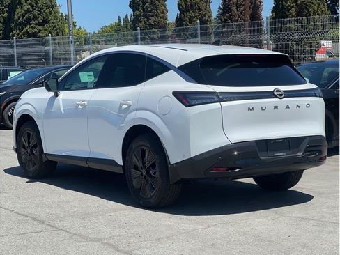 Used 2025 Nissan Murano SV FWD image 6