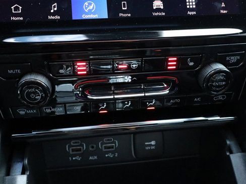 New 2025 Jeep Grand Cherokee L Limited AWD/4WD image 8