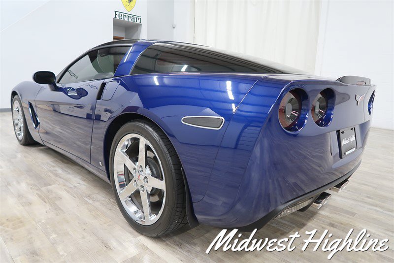 Used 2006 Chevrolet Corvette Coupe w/ Preferred Equipment Group RWD image 19