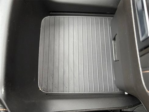 Used 2021 GMC Yukon AT4 w/ AT4 Premium Plus Package image 31