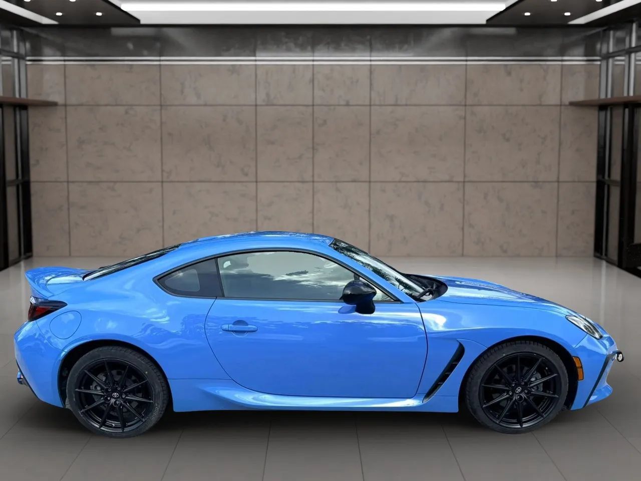 Used 2023 Toyota GR86 Premium RWD image 2