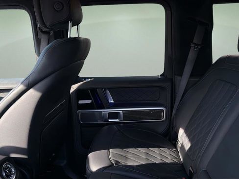 Used 2023 Mercedes-Benz G 550 image 25