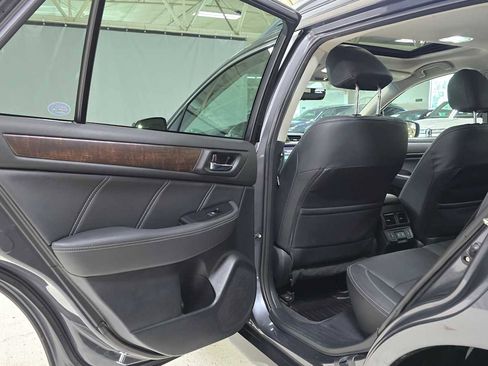 Used 2019 Subaru Outback 3.6R Limited image 15