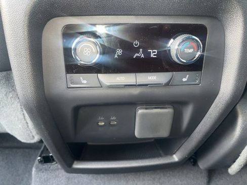 New 2026 Chevrolet Traverse RS image 17