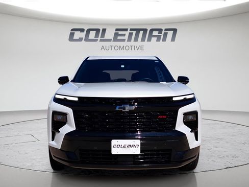 Used 2024 Chevrolet Traverse RS image 7