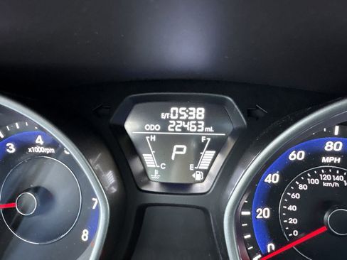 Used 2012 Hyundai Elantra Limited w/ Technology Pkg 5 image 22