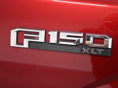 Used 2018 Ford F150 XLT w/ Equipment Group 302A Luxury AWD/4WD image 12