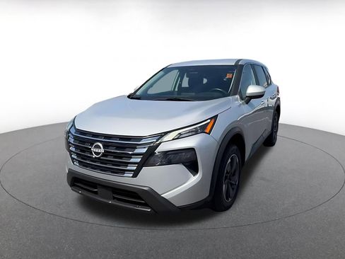 Used 2025 Nissan Rogue SV FWD image 7