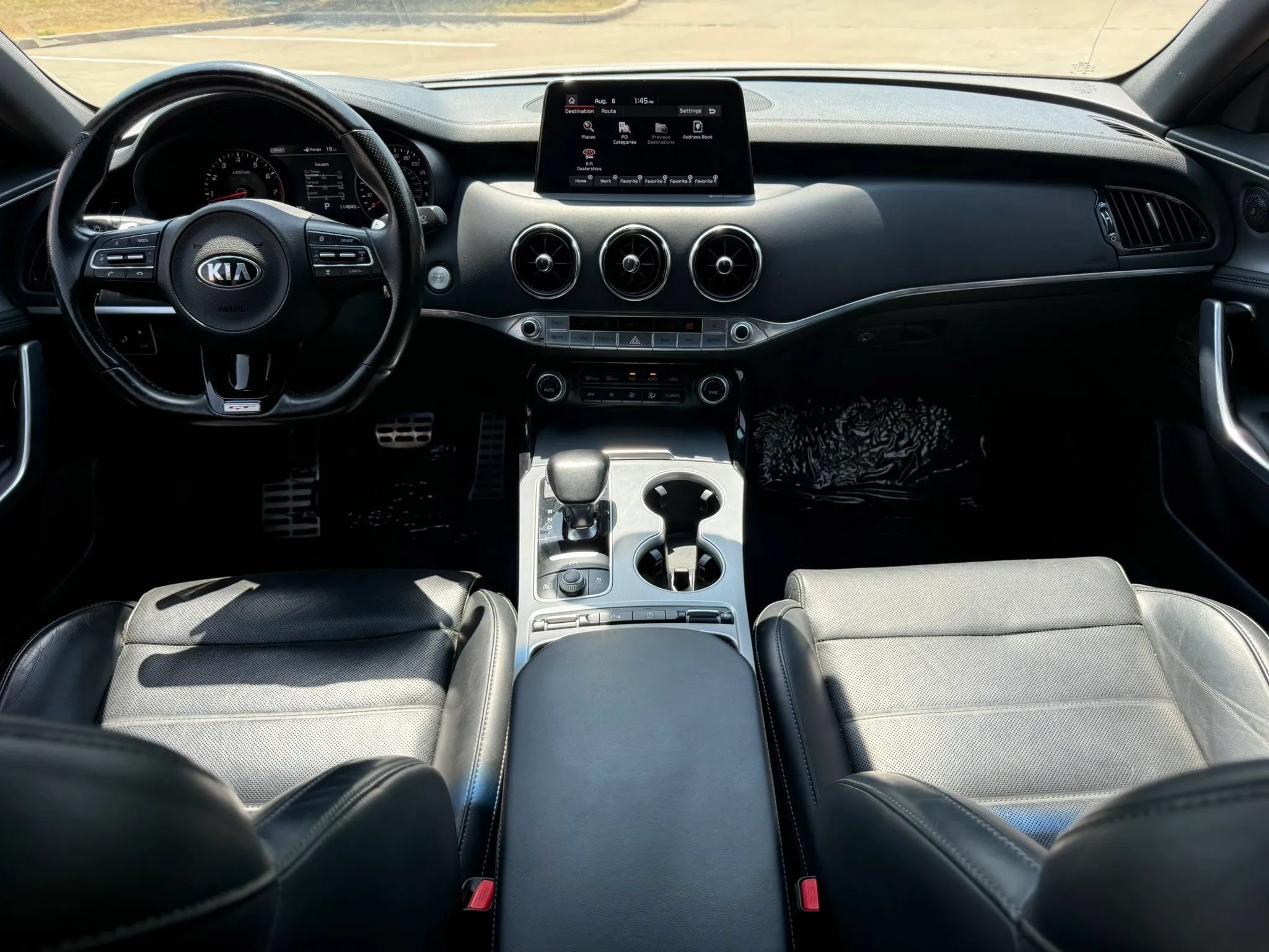 Used 2018 Kia Stinger GT2 RWD image 12