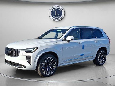 New 2026 Volvo XC90 B6 Plus w/ Protection Package Premier image 2