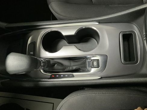 Used 2023 Chevrolet Malibu LT image 29