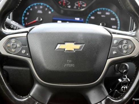 Used 2020 Chevrolet Colorado Z71 AWD/4WD image 16