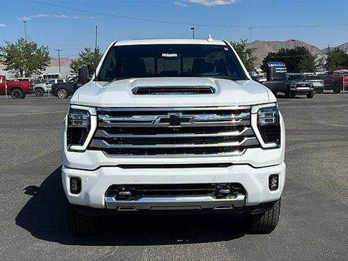 New 2025 Chevrolet Silverado 2500 High Country w/ High Country Premium Package image 2