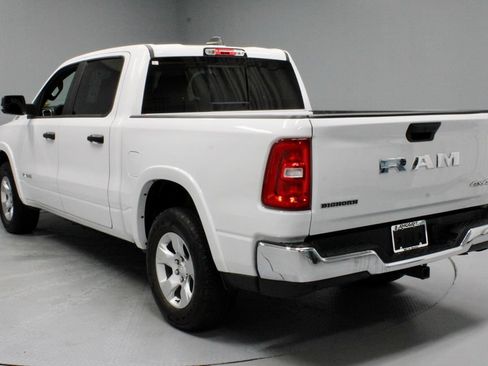 Used 2025 RAM 1500 Big Horn AWD/4WD image 9