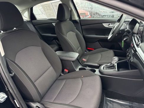 Used 2023 Kia Forte LXS image 44