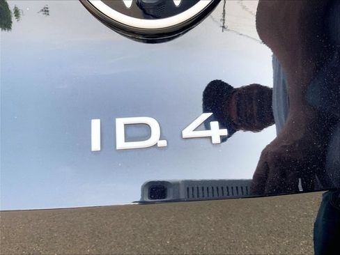 Used 2023 Volkswagen ID.4 Pro RWD image 17