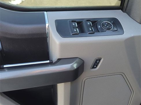 Used 2015 Ford F150 XLT w/ Equipment Group 301A Mid image 13