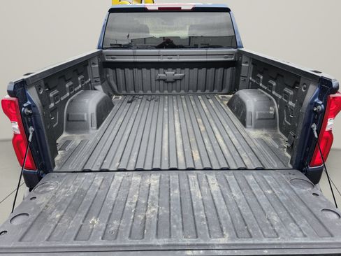 Used 2023 Chevrolet Silverado 1500 RST w/ Z71 Off-Road Package AWD/4WD image 30