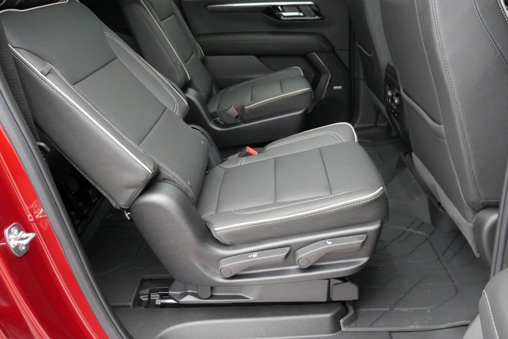 New 2026 Chevrolet Suburban Premier AWD/4WD image 24