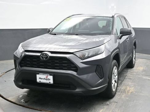 Used 2021 Toyota RAV4 LE w/ Carpet Mat Package (TMS) AWD/4WD image 2