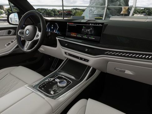 New 2026 BMW X7 M60i AWD/4WD image 48