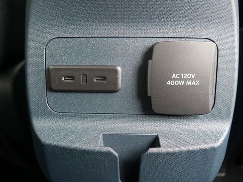 New 2025 Ford Maverick XLT w/ XLT Luxury Package image 27