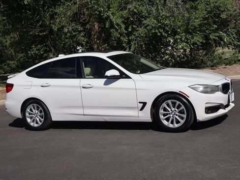 Used 2015 BMW 328i Gran Turismo xDrive AWD/4WD image 2