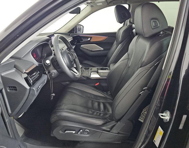 Used 2022 Acura MDX w/ Technology Package FWD image 5