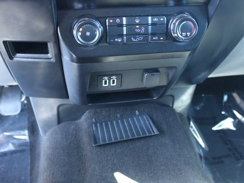 Used 2020 Ford F150 XL w/ Equipment Group 101A Mid AWD/4WD image 29