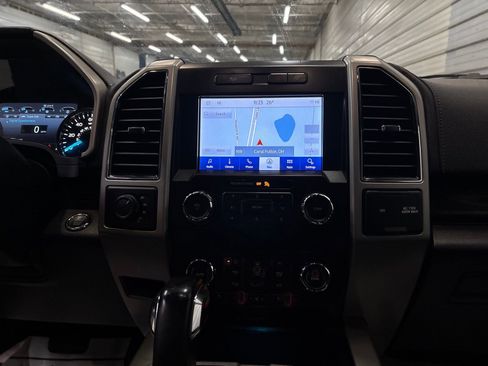 Used 2019 Ford F150 Lariat image 16