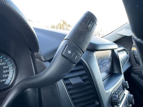 Used 2019 Chevrolet Suburban LS image 32