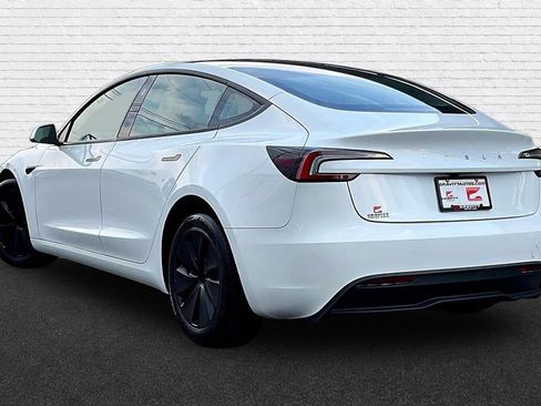 Used 2024 Tesla Model 3 Standard Range RWD image 4