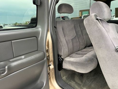 Used 2004 GMC Sierra 1500 SLE w/ Light Duty Power Package image 21