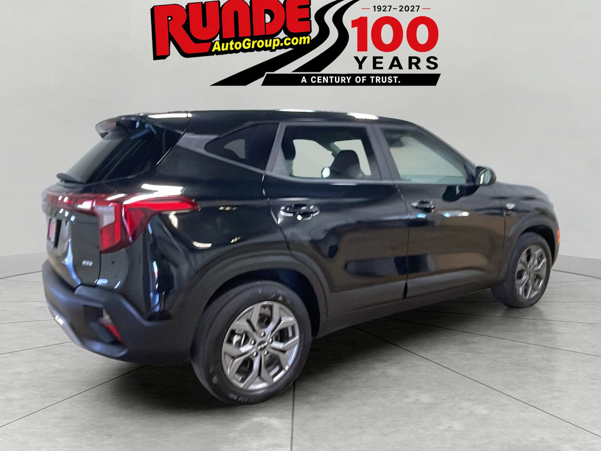 Used 2026 Kia Seltos LX AWD/4WD image 6