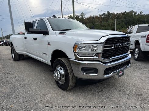 Used 2022 RAM 3500 Tradesman w/ Max Tow Package AWD/4WD image 5