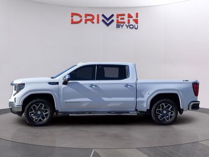 Used 2023 GMC Sierra 1500 SLT w/ SLT Premium Package