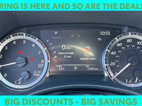 Used 2023 Toyota Highlander XSE image 11