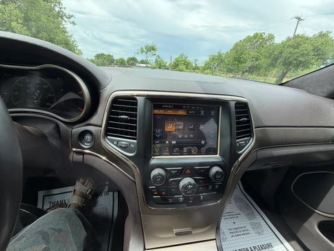 Used 2014 Jeep Grand Cherokee Summit AWD/4WD image 24