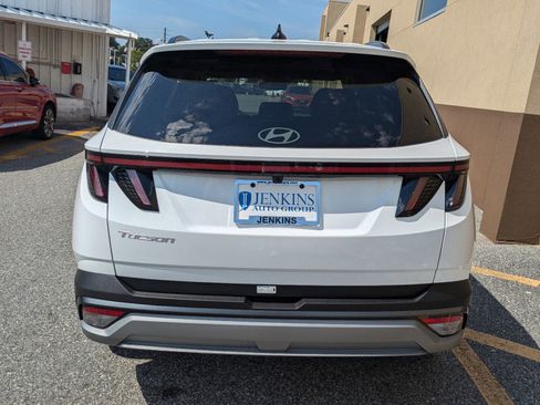New 2025 Hyundai Tucson SEL image 6