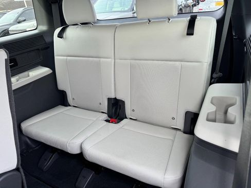 Certified 2025 Hyundai Santa Fe SEL image 11