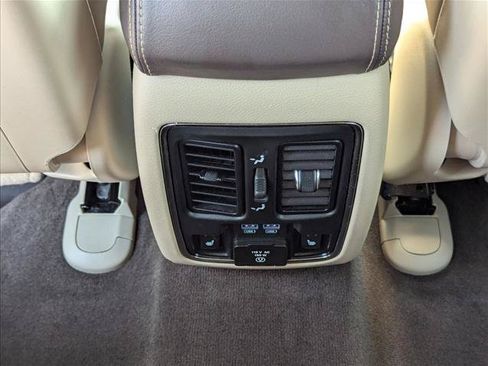 Used 2021 Jeep Grand Cherokee Summit w/ Platinum Series Group AWD/4WD image 17