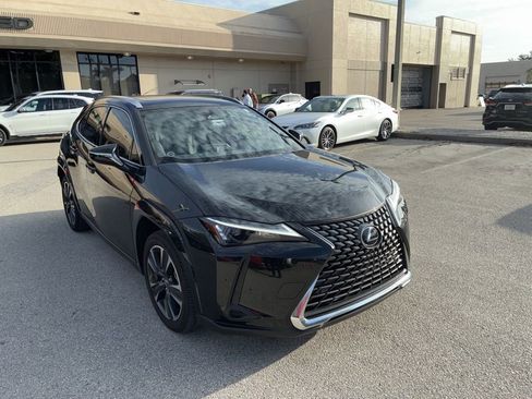 Used 2025 Lexus UX 300h FWD image 1