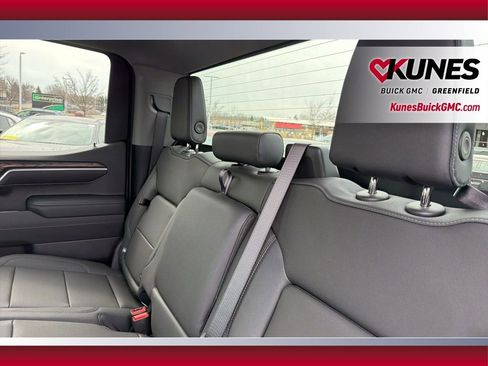 New 2026 GMC Sierra 1500 SLT w/ SLT Premium Package image 35