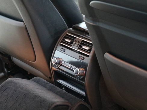 Used 2012 BMW 750Li image 98