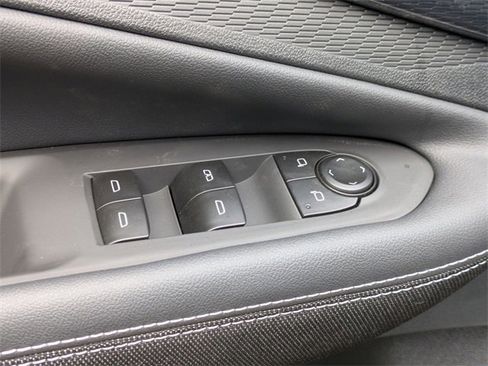 New 2026 Chevrolet Blazer EV LT image 9