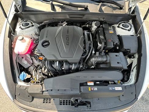 Used 2025 Hyundai Sonata SEL FWD image 30
