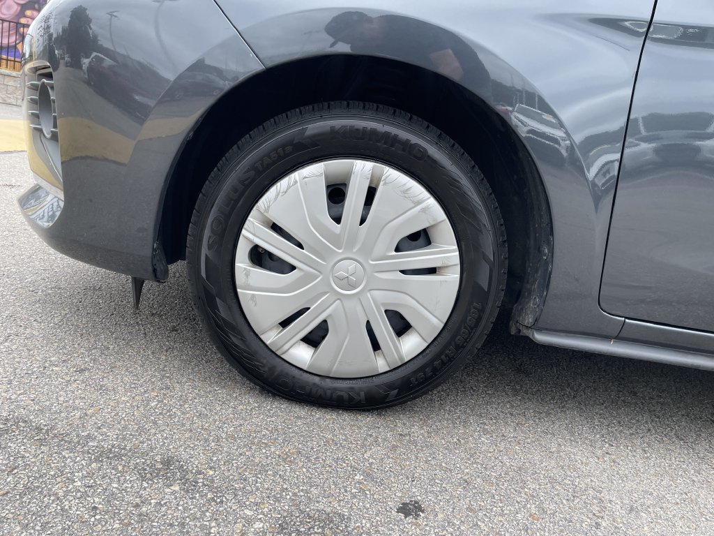 Used 2024 Mitsubishi Mirage ES FWD image 9