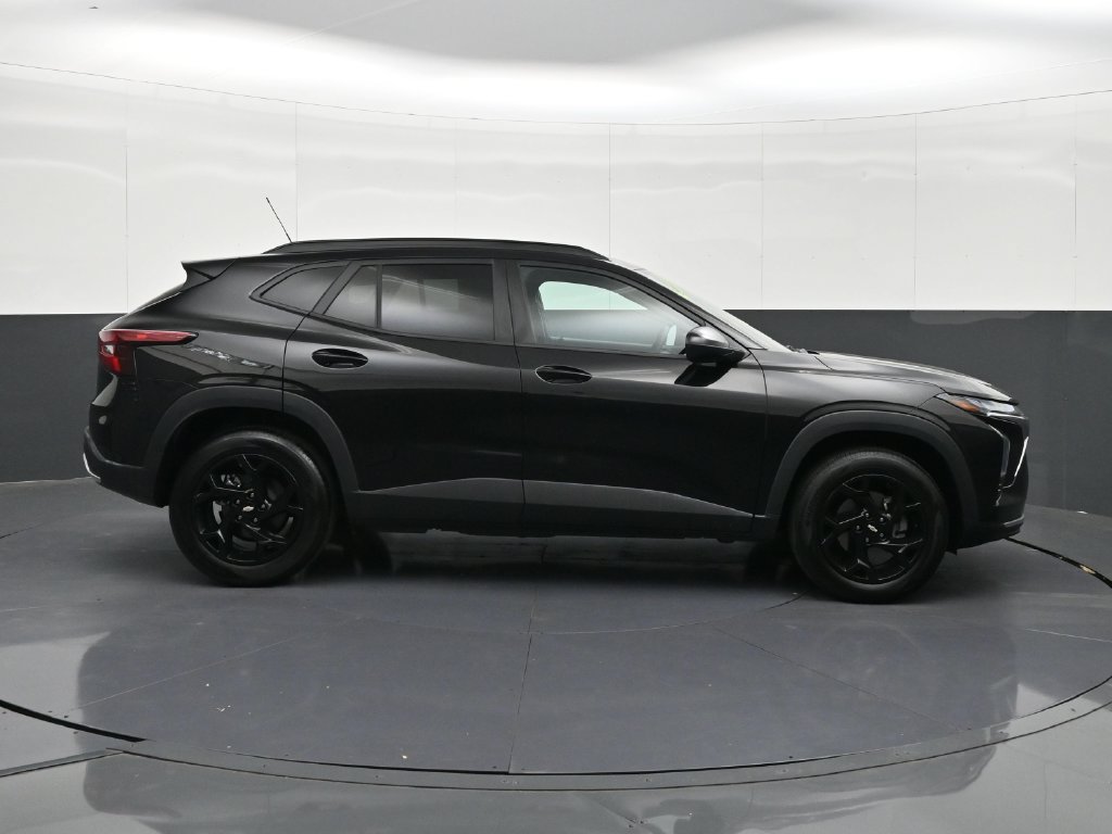 Certified 2026 Chevrolet Trax LT FWD image 6